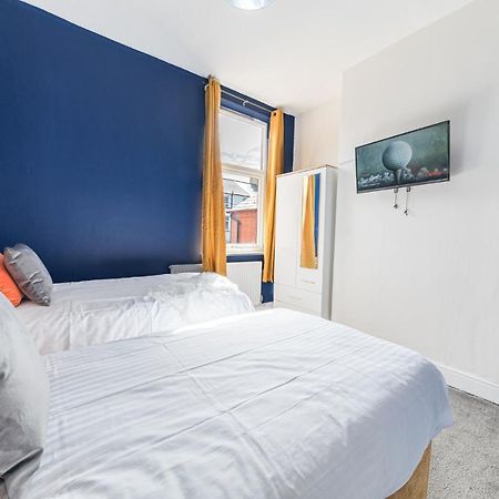 Stylish Luxury Large 4Br Kingbed Leilighet Barrow-in-Furness Eksteriør bilde