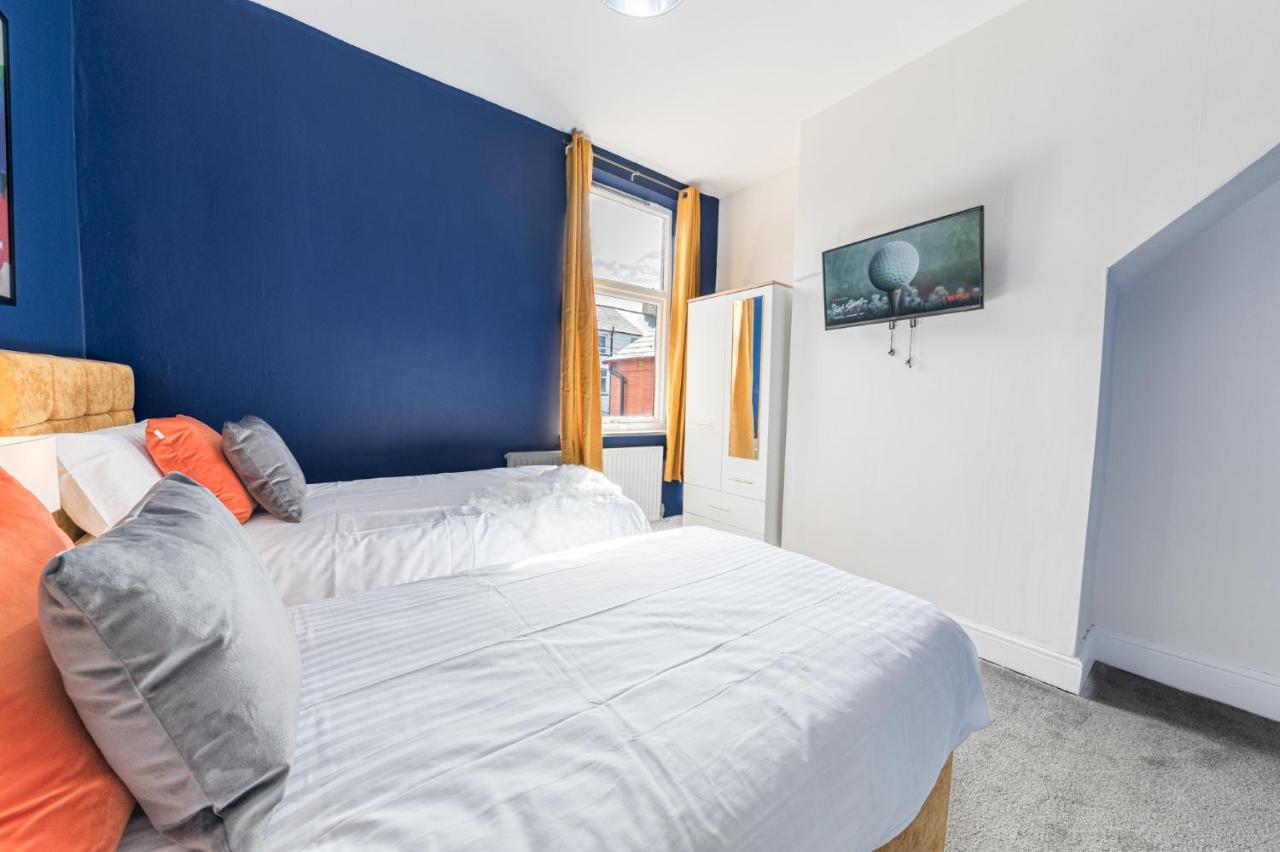 Stylish Luxury Large 4Br Kingbed Leilighet Barrow-in-Furness Eksteriør bilde
